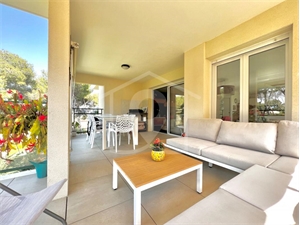 appartement à la vente -   06600  ANTIBES, surface 96 m2 vente appartement - APR645006